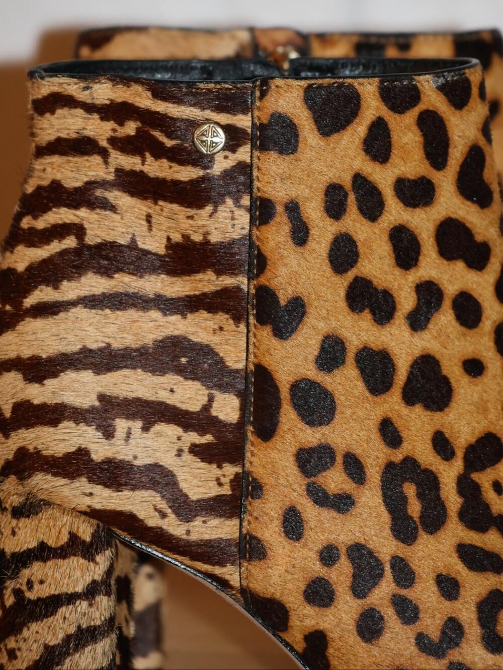 ANTONIO MELANI Shahn Leopard & Tiger Print Calf Hair Ankle Boots. 7M - Picture 7 of 16